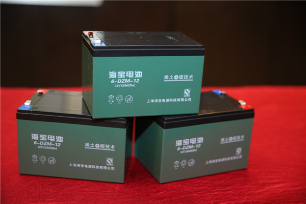 海寶電池＆金馬影帝陳建斌形像大使簽約儀式暨新技術(shù)發(fā)布會在京舉行