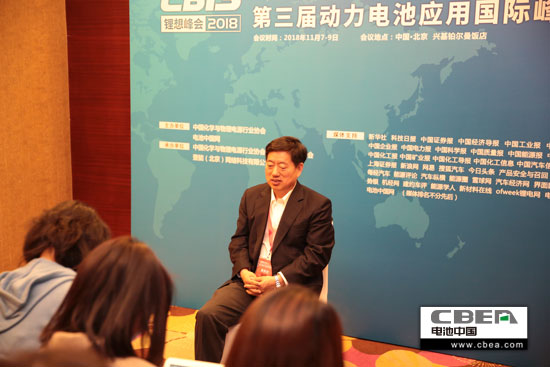 秦興才：動(dòng)力電池企業(yè)要勤練內(nèi)功，與車企共擔(dān)安全管理重任