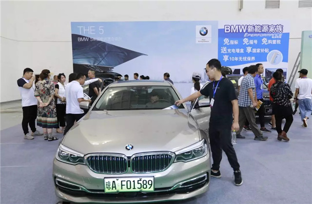 100多家企業(yè)參展、200余輛新車亮相，第四屆振威海南新能源車展盛大開幕！