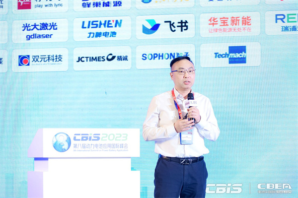 武漢睿意新材料科技有限公司董事長/首席科學家朱文：固體陶瓷電解質及導體涂層隔膜研發(fā)體系的構建