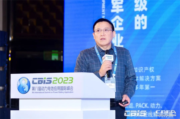 9000GWh！“百舸爭(zhēng)流”新能源電池萬(wàn)億新藍(lán)海